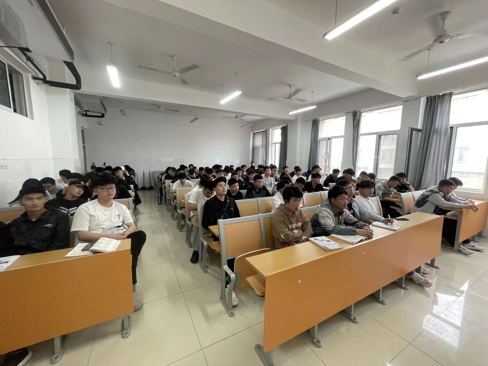微信图片_20230512202738.jpg