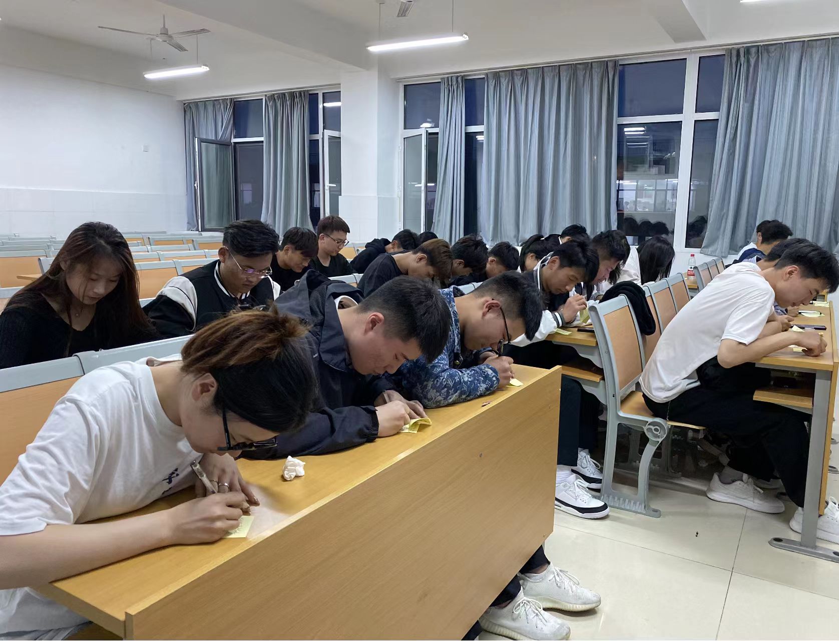 微信图片_20230515192118.jpg