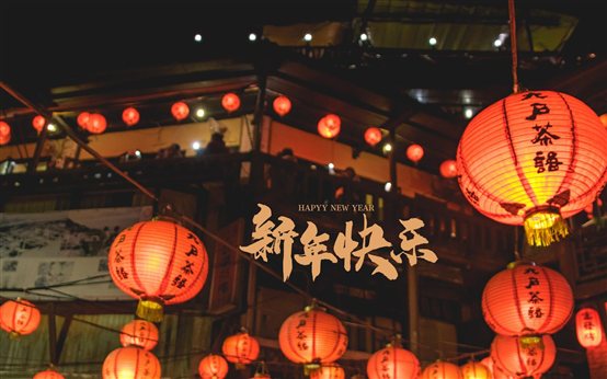 图片包含 物体, 建筑, 灯, 街道&#xA;&#xA;描述已自动生成